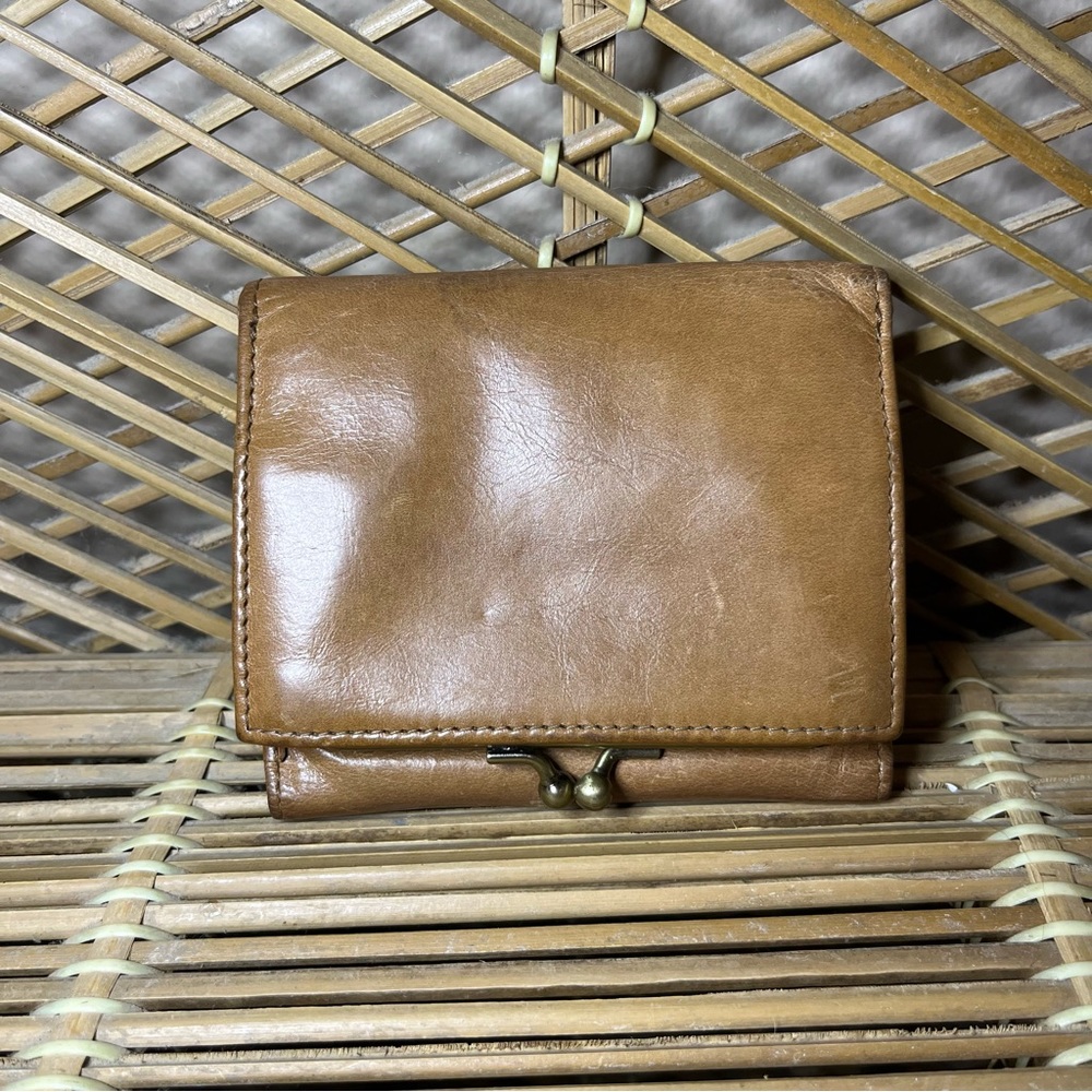 HOBO Clasp Folding Leather Wallet